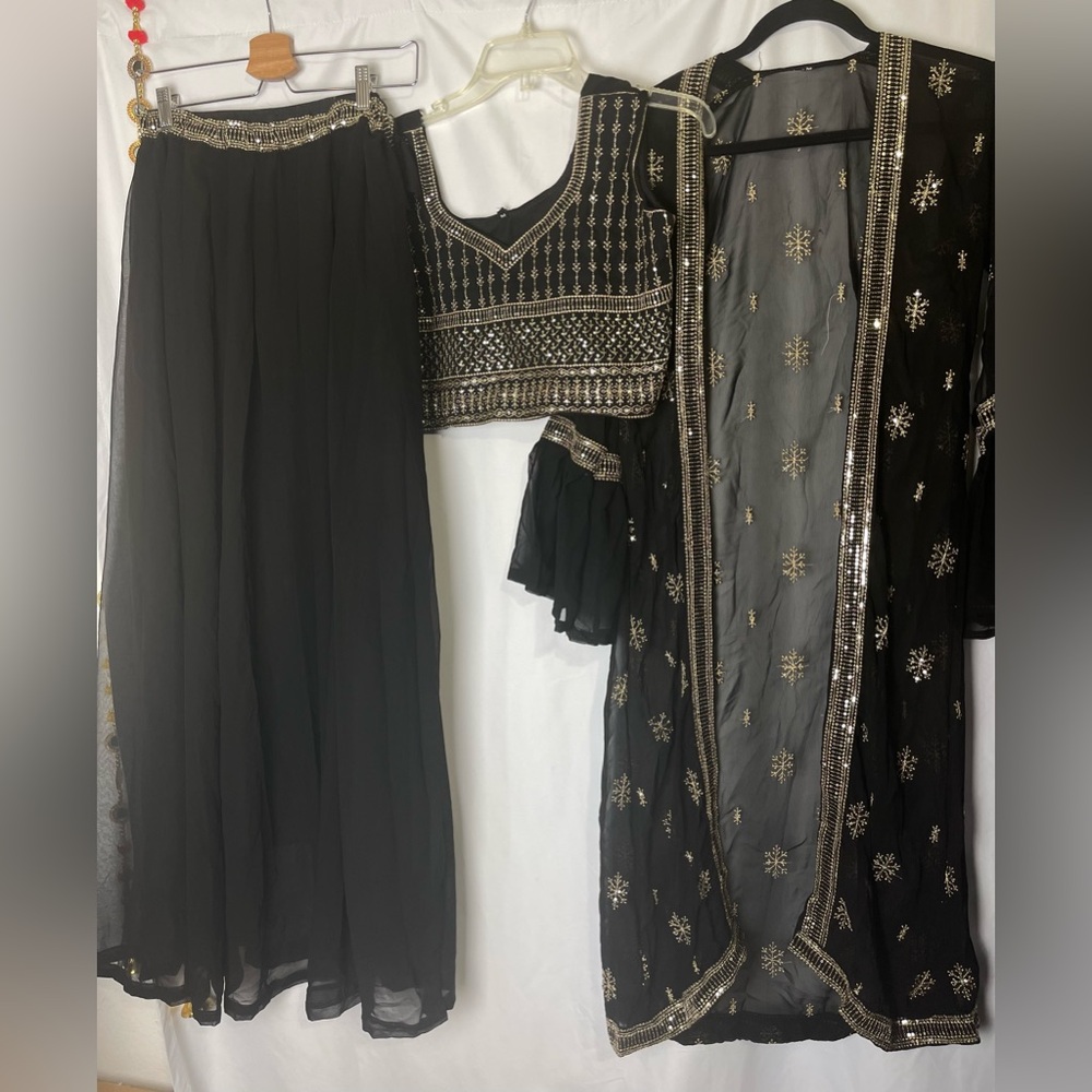 Boutique 3 pic /suit/Georgette Side slit kimono and top and skirt - Picture 4 of 6